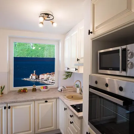 Alex Bumblebee Lägenhet