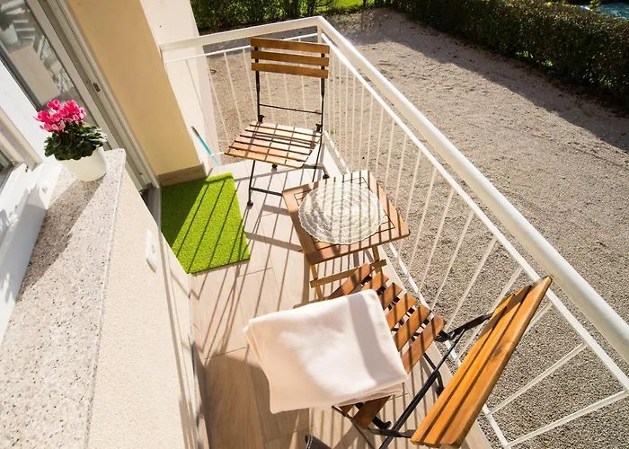 Alex Bumblebee Appartement Bled